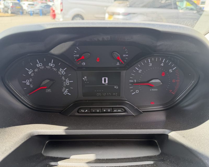 Peugeot Partner 1.5 BlueHDi Crewvan Professional 100 850 LWB
