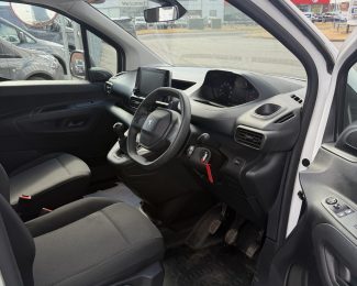 Peugeot Partner 1.5 BlueHDi Crewvan Professional 100 850 LWB