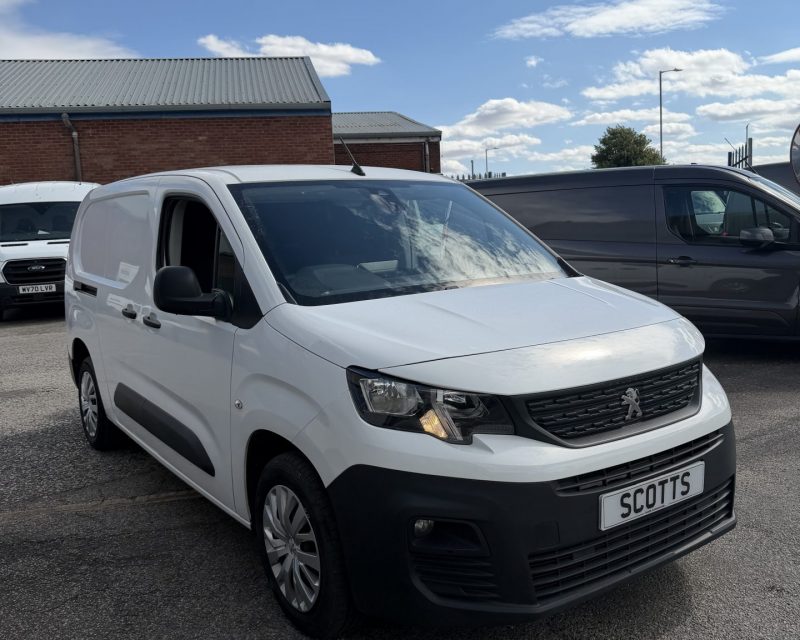 Peugeot Partner 1.5 BlueHDi Crewvan Professional 100 850 LWB