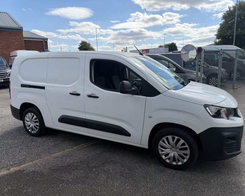 Peugeot Partner 1.5 BlueHDi Crewvan Professional 100 850 LWB
