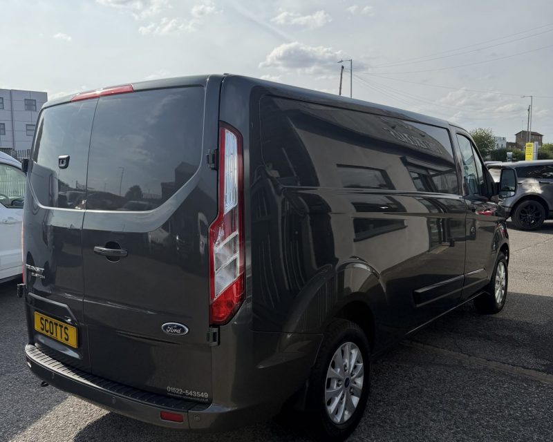 Ford Transit Custom 2.0 EcoBlue Limited 300 130ps LWB