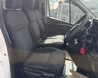 Nissan Primastar SL28 Acenta 2.0 dCi SWB