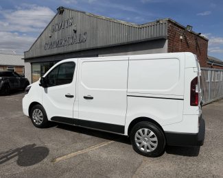 Nissan Primastar SL28 Acenta 2.0 dCi SWB