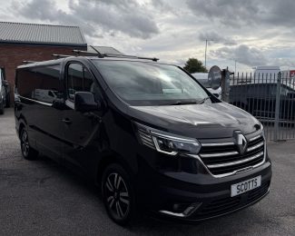 Renault Trafic 2.0 dCi 150ps Sport+ LL30 LWB