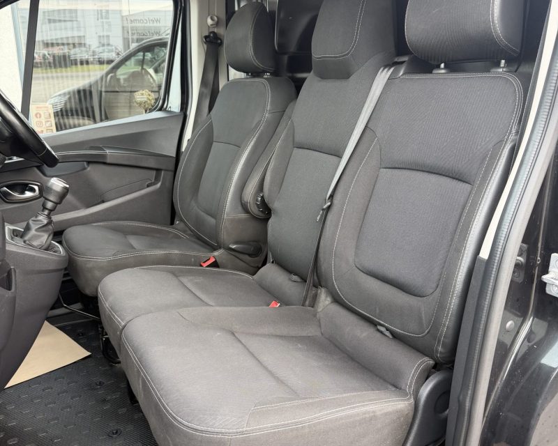 Renault Trafic 2.0 dCi 150ps Sport+ LL30 LWB