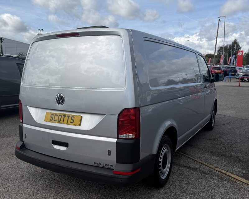 Volkswagen Transporter 2.0 TDi 150ps Tailgate LWB