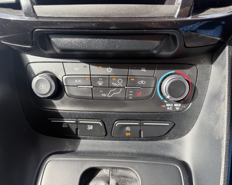 Ford Transit Connect 1.5 EcoBlue 120 Automatic LTD LWB