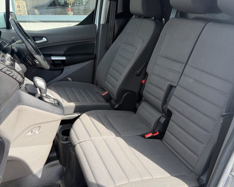 Ford Transit Connect 1.5 EcoBlue 120 Automatic LTD LWB