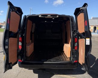 Ford Transit Custom 2.0 EcoBlue 136ps Limited LWB