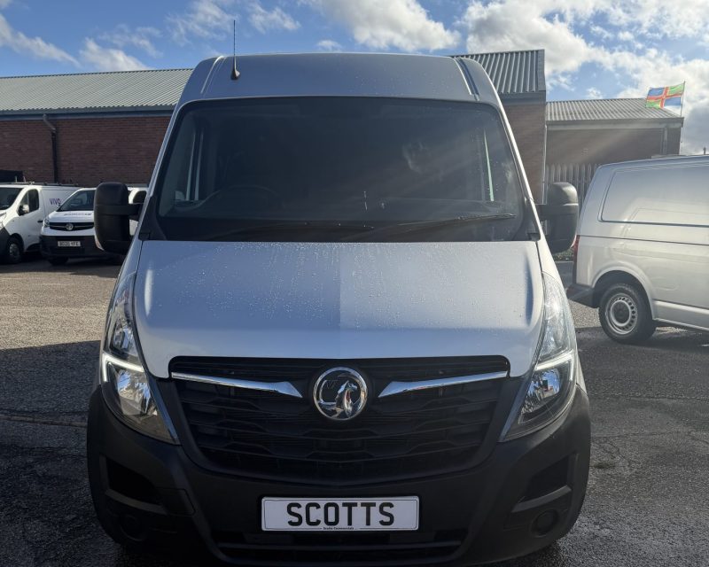 Vauxhall Movano 2.3 Turbo CDTi L3H2 135PS