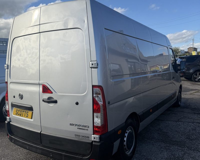 Vauxhall Movano 2.3 Turbo CDTi L3H2 135PS