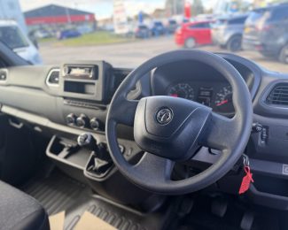 Vauxhall Movano 2.3 Turbo CDTi L3H2 135PS