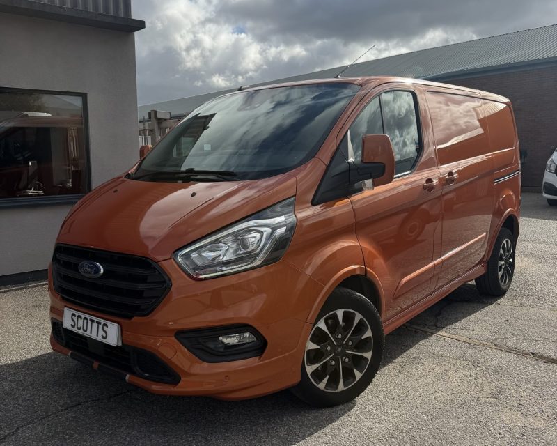 Ford Transit Custom Sport 2.0 EcoBlue 310 170 ps LWB