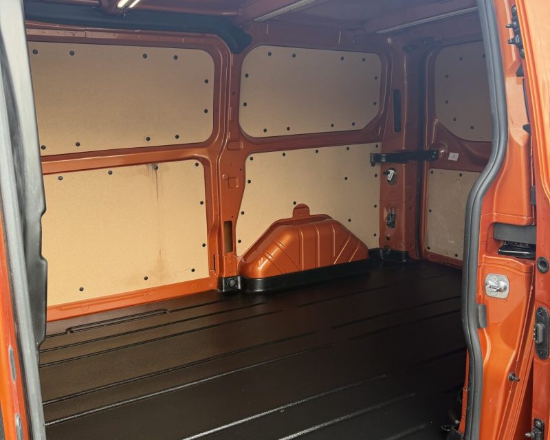 Ford Transit Custom Sport 2.0 EcoBlue 310 170 ps LWB
