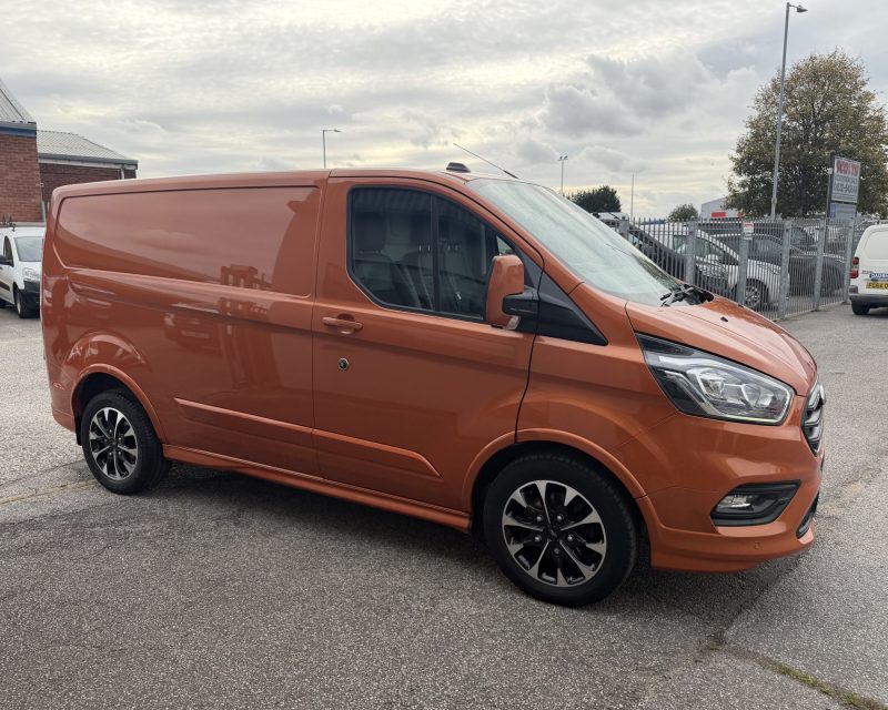 Ford Transit Custom Sport 2.0 EcoBlue 310 170 ps LWB