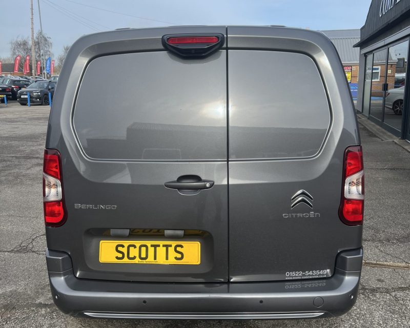 Citroen Berlingo 1.5 BlueHDi Driver Pro 100 PS SWB