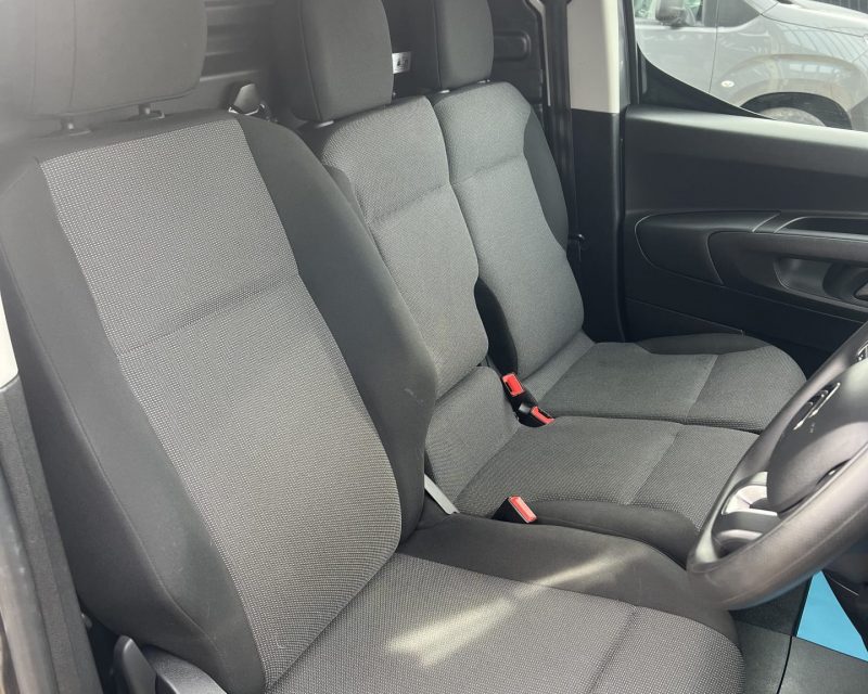 Citroen Berlingo 1.5 BlueHDi Driver Pro 100 PS SWB