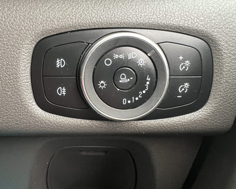 Ford Transit Custom 2.0 EcoBlue 130ps Limited LWB