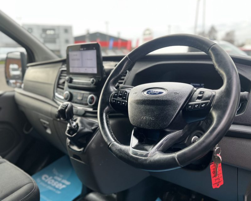 Ford Transit Custom 2.0 EcoBlue 130ps Limited LWB
