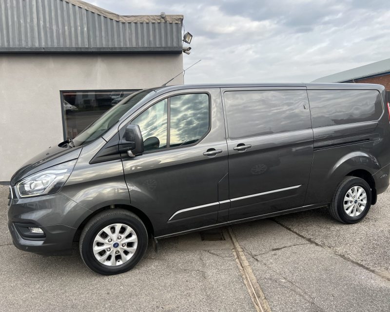 Ford Transit Custom 2.0 EcoBlue 130ps Limited LWB