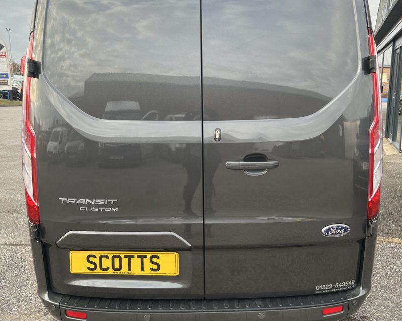 Ford Transit Custom 2.0 EcoBlue 130ps Limited LWB