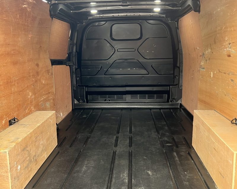 Ford Transit Custom 2.0 EcoBlue 130ps Limited LWB