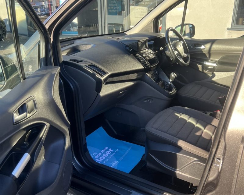 Ford Transit Connect 1.5 EcoBlue 120ps Limited LWB