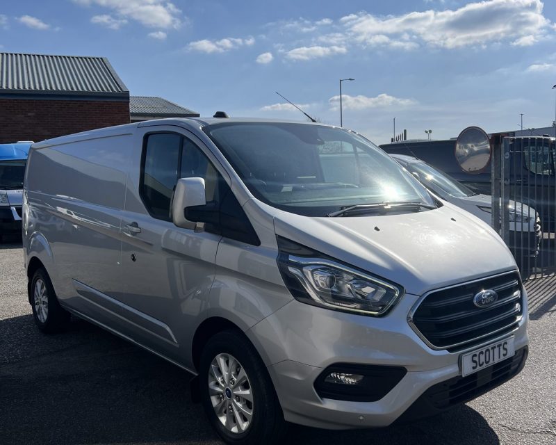 Ford Transit Custom 2.0 EcoBlue 130ps Limited LWB