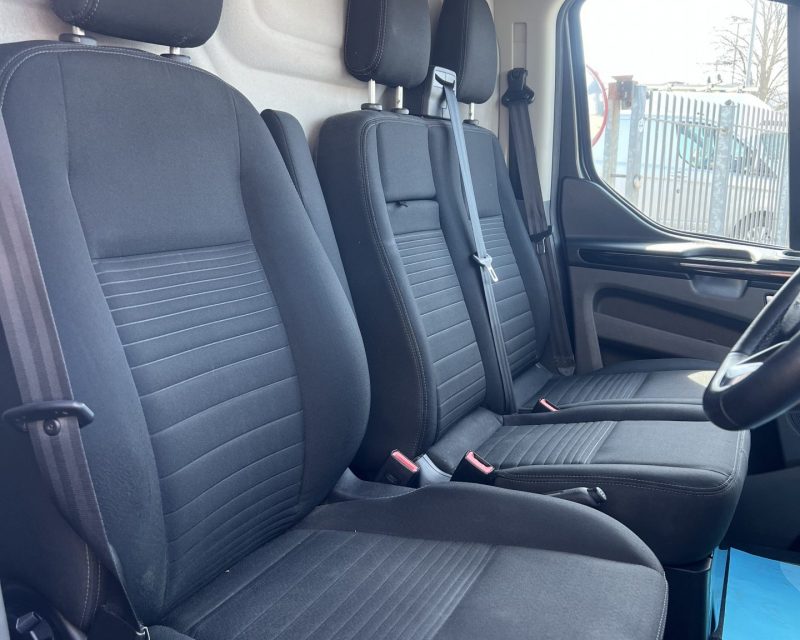 Ford Transit Custom 2.0 EcoBlue 130ps Limited SWB Van