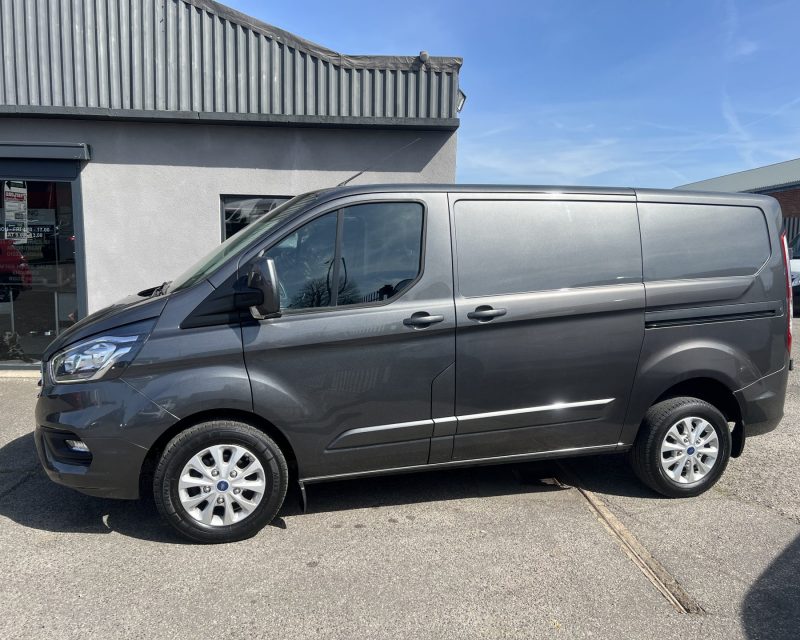 Ford Transit Custom 2.0 EcoBlue 130ps Limited SWB Van