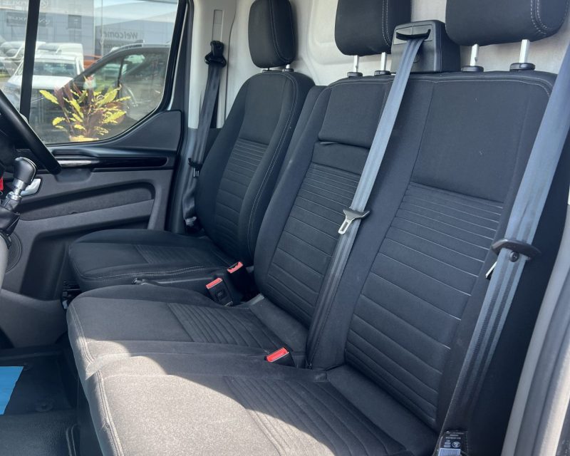 Ford Transit Custom 2.0 EcoBlue 130ps Limited SWB Van